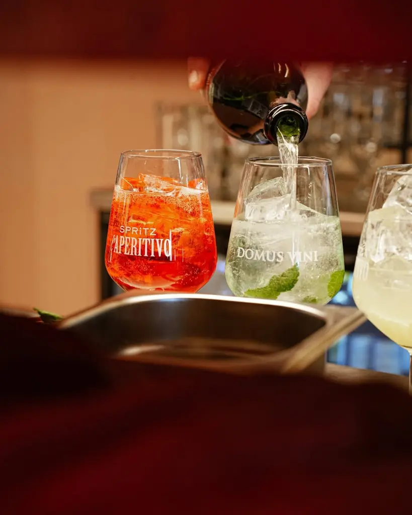 Bar Red Planet.webp